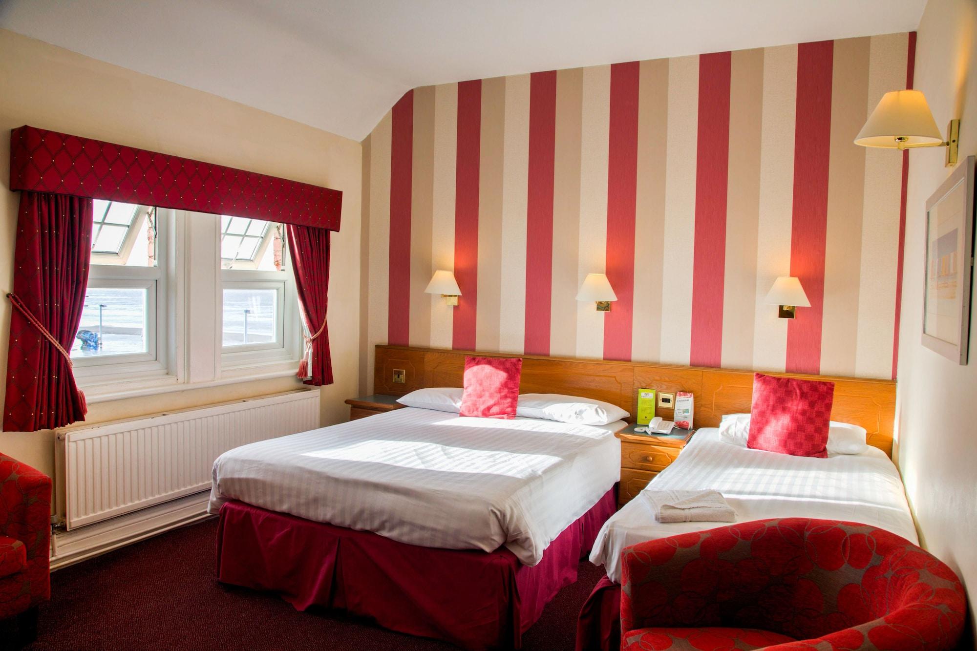 Cliffs Hotel Blackpool Bagian luar foto